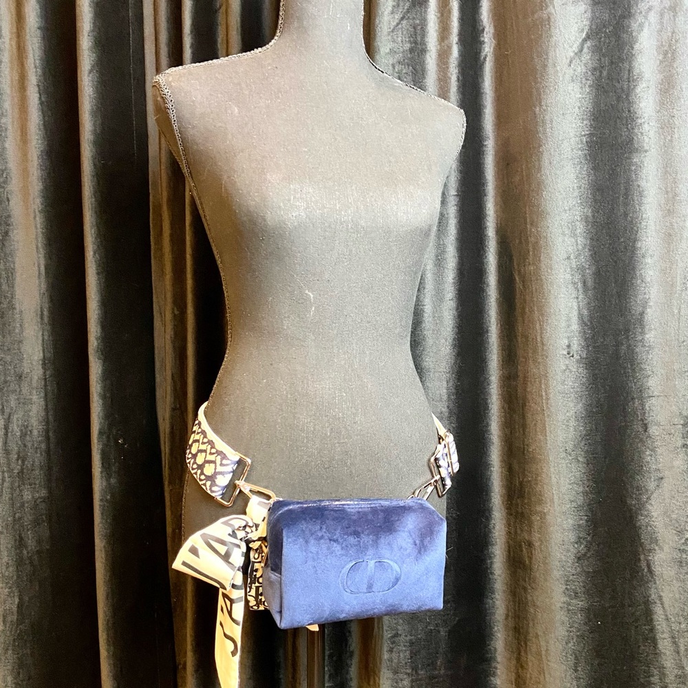 Dior blue velvet pouch crossbody from beauty line with scarf - Picture 2 of 12
